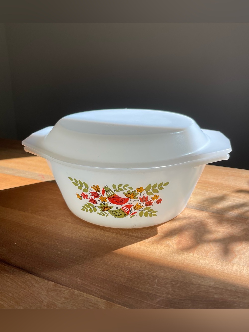 Vintage Arcopal France 4 QT French Hen Baking Dish w Lid Milk Glass Partridge